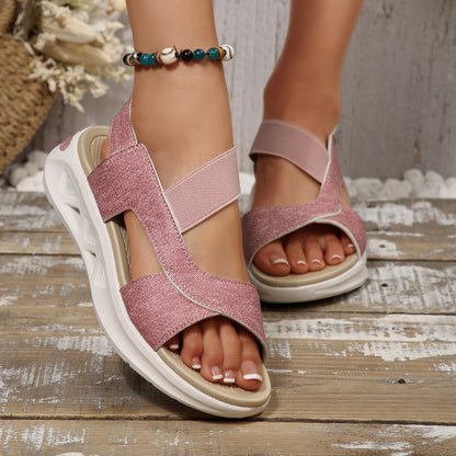 Csúszásgátló, lélegző szandál – talpívtámasztékkal, amely enyhíti a fájdalmat; puha, ütéscsillapító.